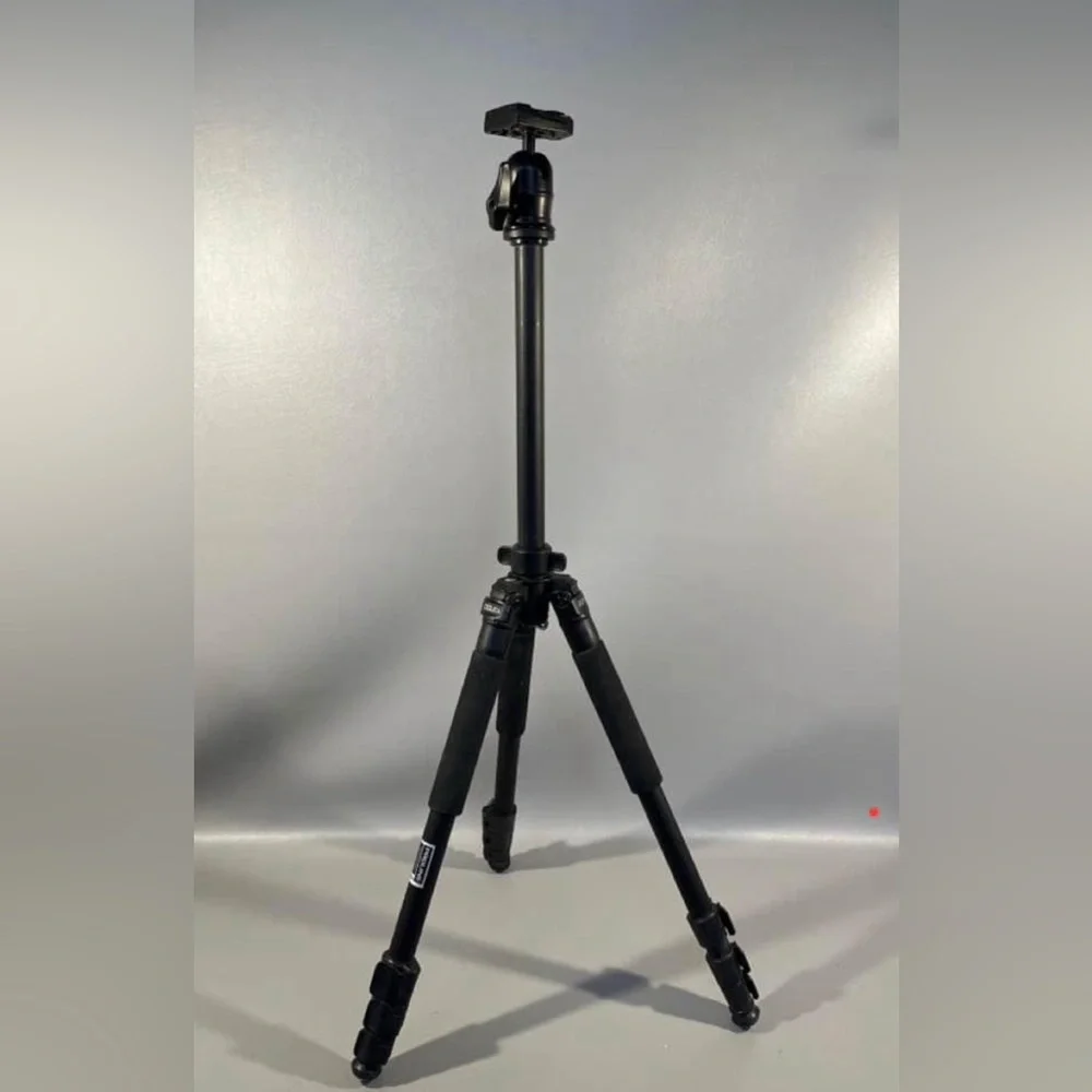 Dolica proline tripod